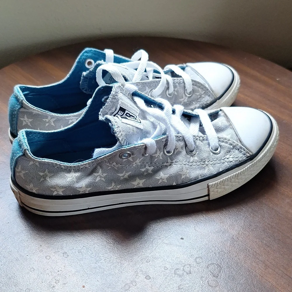Converse All Stars Size 3/Women's 5 - Picture 3 of 9